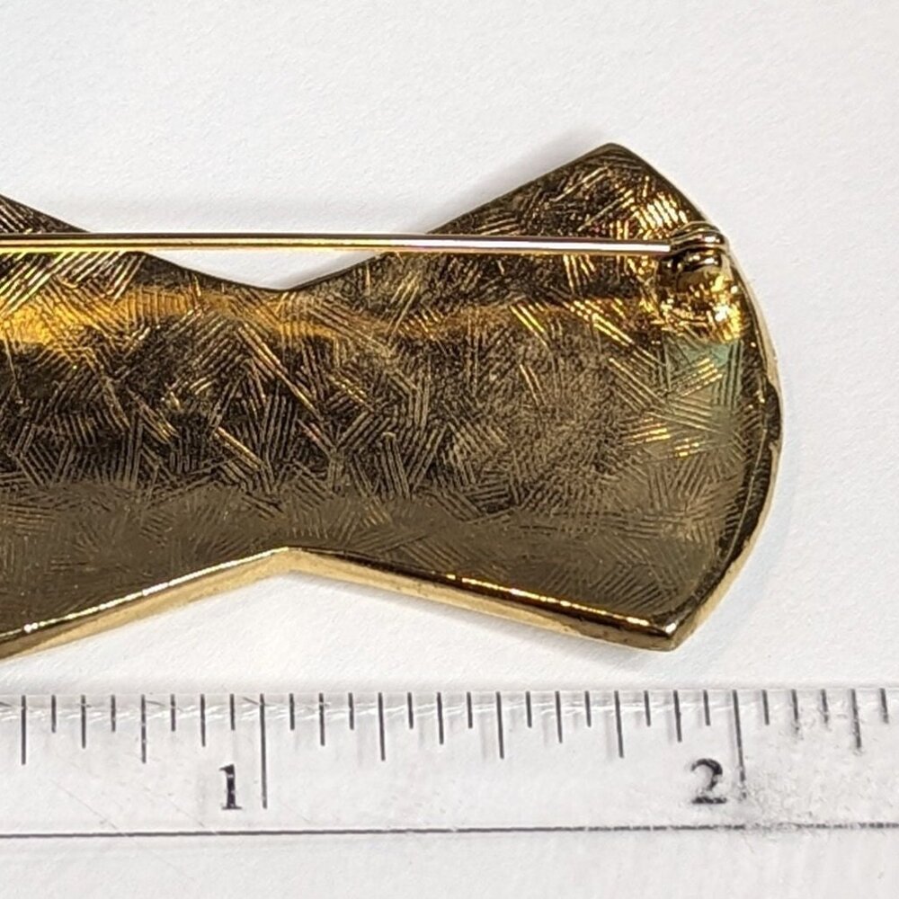 Vintage Golden Tone Metal Enamel Earrings Brooch Set Pin Stud Posts Red Green - Picture 3 of 5